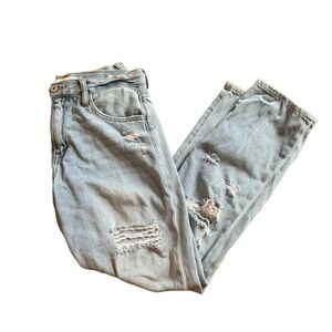 Kancan light washed distressed mom jeans, size 26
